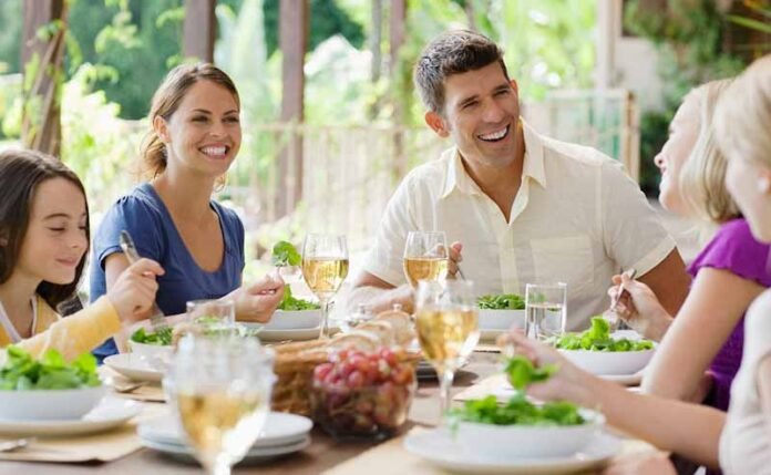 esdftber Family at Dinner Table