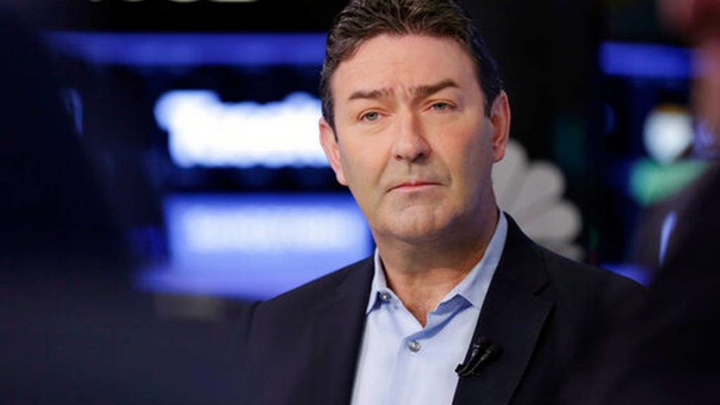 McDonald’s CEO steps down after relationship with employee