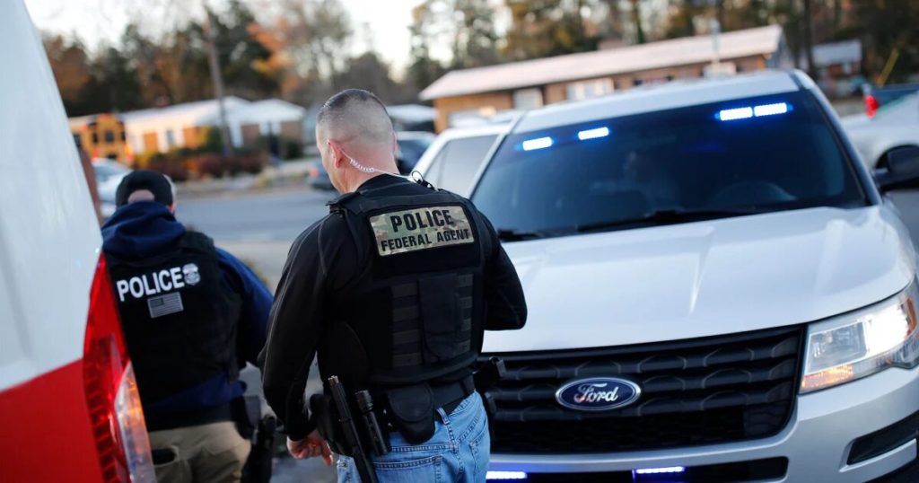 Proposed Florida law would make it illegal to transport undocumented migrants