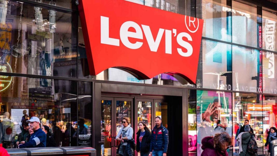 levys-reduced-work-forcegettyimages-2024jpeg Levi's to cut global workforce by 15% in 2-year restructuring