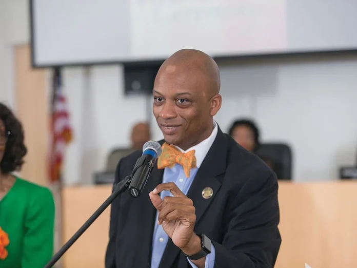 Miami-Dade Commissioner Oliver Gilbert announces campaign to succeed Rep. Frederica Wilson in Congress.