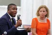 Wasserman Schultz’s CD-20 Bid Sparks Democratic Clash Over Black Representation Debbie Wasserman Schultz campaigns in Florida's 20th Congressional District during a contentious Democratic primary.