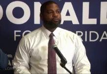 Byron Donalds Dismisses Debate Calls, Pushes Housing Plan at Hialeah Campaign Stop Republican gubernatorial candidate speaks at a 2026 campaign event in Hialeah, Florida