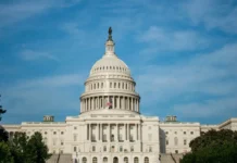 Three Florida Democrats Join GOP to Pass Congressional Stock-Trading Limits and Voter ID U.S. Capitol building in Washington, D.C., under a blue sky