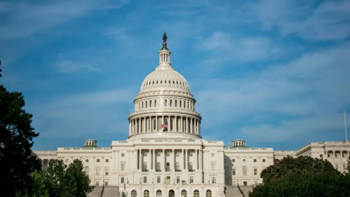 florida-democrats-stock-trading-voter-id U.S. Capitol building in Washington, D.C., under a blue sky