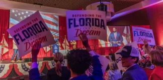 Supporters attend the Republican Party of Florida Sunshine State Showdown event in Hollywood, Florida, during the 2026 election cycle.