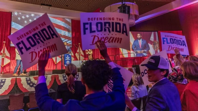 florida-gop-sunshine-state-showdown-house-race-2026 Supporters attend the Republican Party of Florida Sunshine State Showdown event in Hollywood, Florida, during the 2026 election cycle.