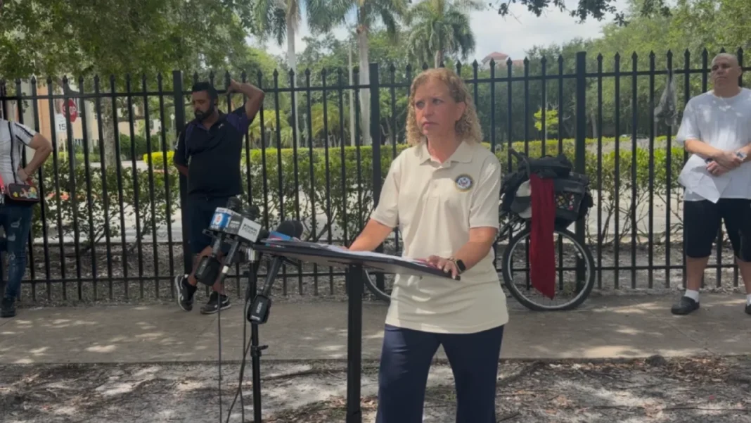 Wasserman Schultz Reports ‘Horrific’ Conditions After Surprise Inspection of Miramar ICE Facility Rep. Debbie Wasserman Schultz speaks outside the Miramar ICE-ERO Center following an unannounced congressional oversight inspection.